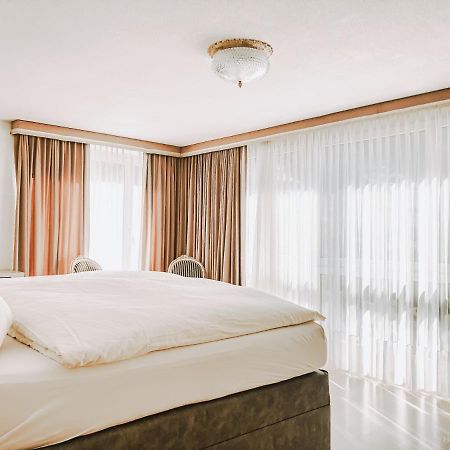 לויקרבאד Hotel Regina Terme מראה חיצוני תמונה