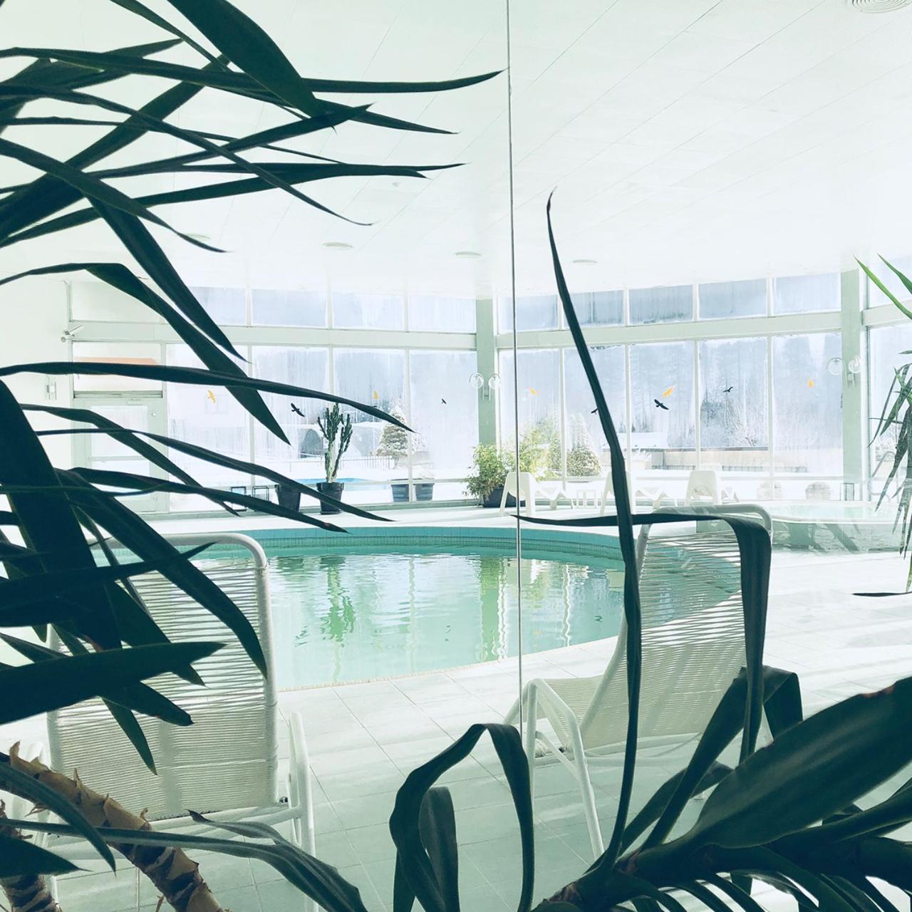 לויקרבאד Hotel Regina Terme מראה חיצוני תמונה