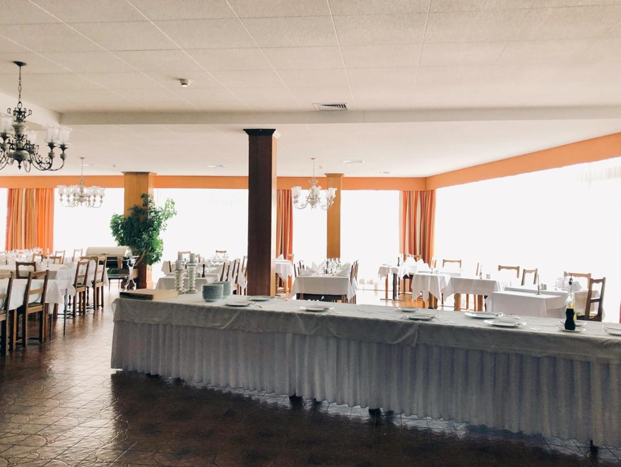לויקרבאד Hotel Regina Terme מראה חיצוני תמונה